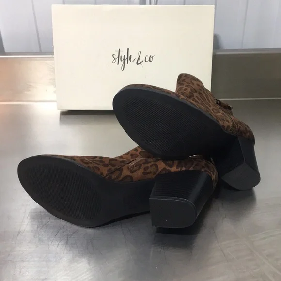 New NB Woman’s Style & Co. Brown Leopard Print Ankle Boots - Picture 5 of 5